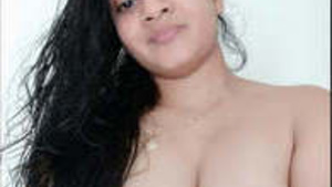 Indian girl showing part of her sexy body