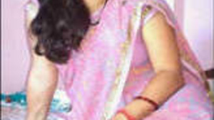 Free Bhabi MMS scenes with hot Indian women.