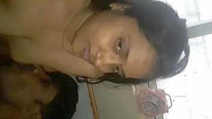 A beautiful married woman from the South sucking and being sucked on.