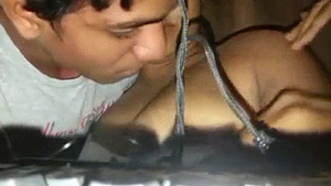 My desi girlfriend’s big natural boobs manned internet cafe