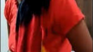 Young Indian vixen giving a blow job