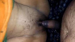Married Indian seribabi’s kinky affair with the servant