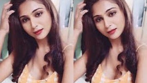College girlughty Hirral Raddiya’s webcam show: Aunty fuck and more