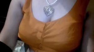 Big boobed desi wife in hot private sex chat video on FSI