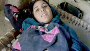 Hot bhabhi from Pakistan shows off her sexy pussy