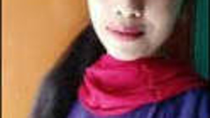 Hot Indian girl masturbating alone in this video.