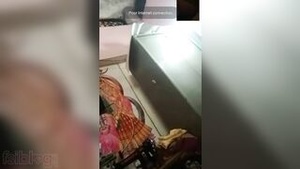 Beautiful Bhabhi exposes her beautiful big chest in a video call with her lover.