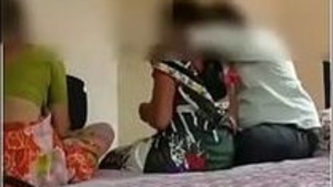 Mainstream McCoy’s scandal: Indian threesome with acquaintances