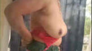 Boobs of the Indian housewife on display