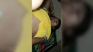 It has always been the wish of a Desi XXX star to have sex in front of the camera and now she is getting what she wanted for.