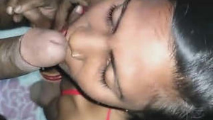 A desi bhabhi happily enjoying the loving care of her lover.