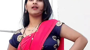 Hot ungu show with Shivani Thakur’s milky performance