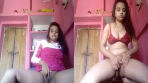 Naughty desi chubby girl shows off her naked body parts in MMS