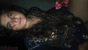 Sexy Pakistani lover gives great blow job with love and passion in the first time.