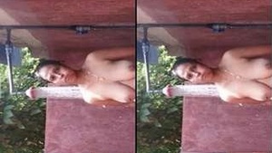 Married Tamil woman exposing her breasts during a video call