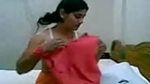 Amateur video of hot Indian woman from Bangladesh with her neighbor's boyfriend