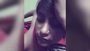 A Bengali babe proudly flaunts a facial cumshot in a XXX MMS video.