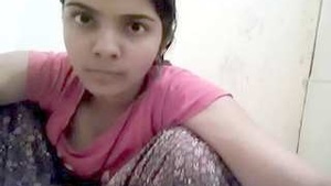 Pretty black Indian girl Reya pisses