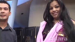 I am waiting for my date to open an Indian pussy