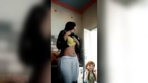 AWw fucking hot Pakistani girl shows off her nice ass and big boobs in this video.