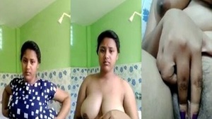 Boob show with a big boobs girl, a teen in a nude MMS