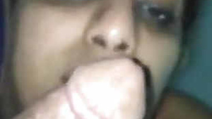 Khaliji enjoying a big dick