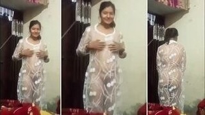 Nude photos of Indian housewife Bhabhi and her erotic experience in family banged hard.