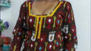 Hot milf boud exposed her pussy for sexual urges