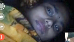 Hot homemade video of Bhabhi showing her skills with fingers and milk runners