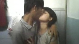 Amateur couple’s romantic homemade video from India.
