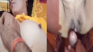 Homely homemade video of a Desi auntie and her roommate in some sexy action.