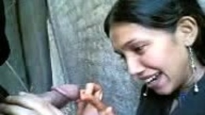 Homemade porn with a hot Indian worker satisfy my hunger