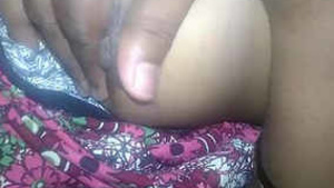 Marital childhood wonder: Indian wife’s tight boobs and rock hard cock