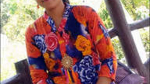 Small-boobed Indian girl gets hardcore vid group