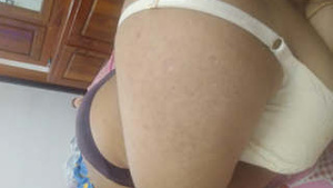 Married Indian woman desires sex