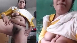 Married Bangladeshi woman sharing self-shot video of her chubby genitals.