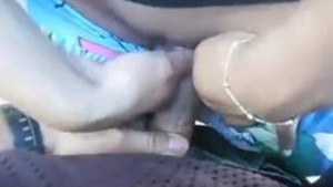 Desi x amateur teen outdoor sex video is very hot.