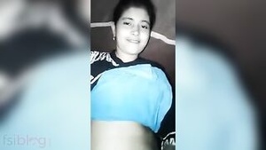 Steamy XXX music video with Fatima, the seductive bhabhi from Indian XXX.