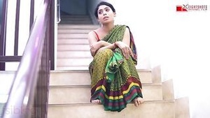 Hot Indian woman having sex with her lover