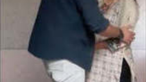 Young Pakistani girl gives great blow job