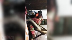 A Bengali housewife’s kinky surprise for her husband in a homemade Bengali video.
